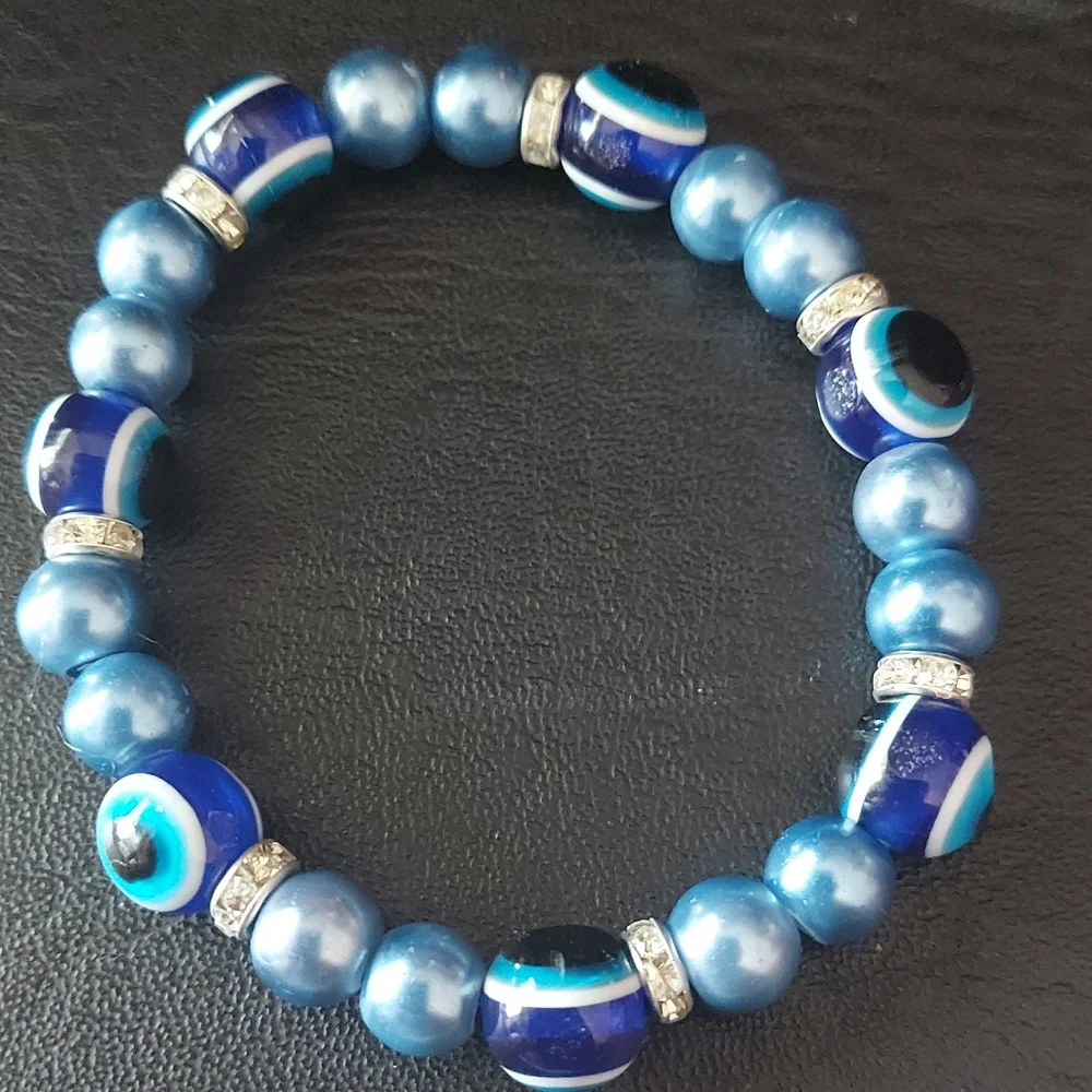 Blue Evil Eye Bracelet - Picture 4 of 8
